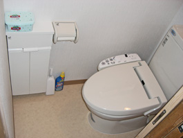 和式トイレを様式トイレにリフォーム費用３７．５万円